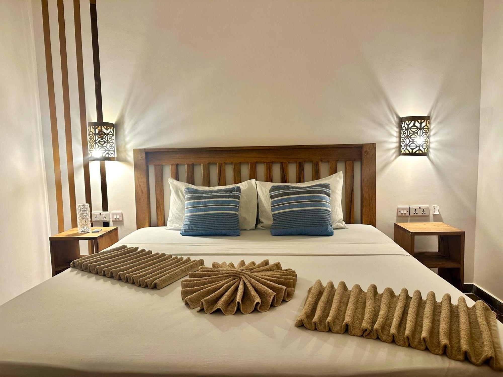 Cezere The Palm Hotel Paje Exterior photo